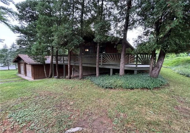 Photo 2 of Sale Pending at 992 E Maple Ave, Newark, NY 14513 | MLS# R1702656 | Listing updated on 2026-08-06