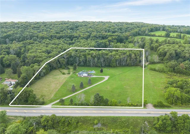 Photo 4 of Single family home for sale at 1915 State Hwy 12, Greene, NY 13778 | MLS# R1702650 | Listing updated on 2026-09-14