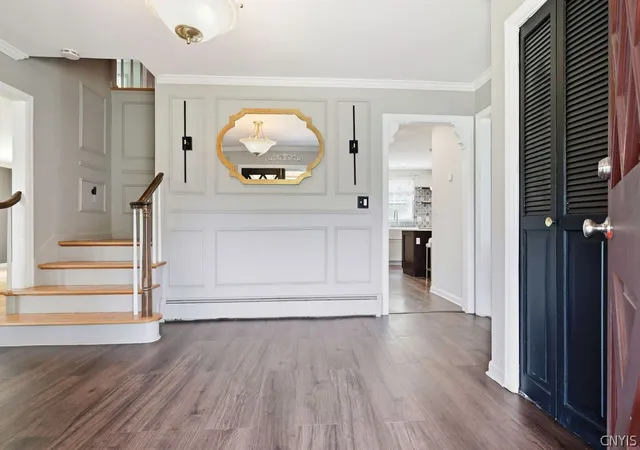 Photo 2 of Sale Pending at 5190 Winterton Dr, Fayetteville, NY 13066 | MLS# S1702303 | Listing updated on 2026-08-27