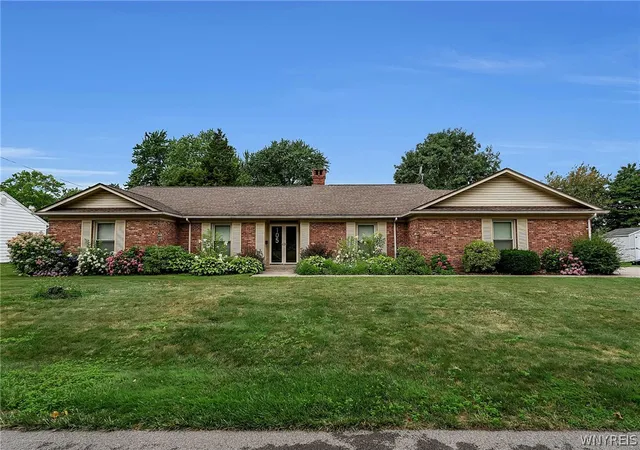 Photo 1 of Sale Pending at 105 Woodland Ave, Medina, NY 14103 | MLS# B1701996 | Listing updated on 2026-09-12