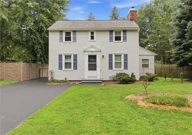 Photo 1 of Sale Pending at 21 Fairlea Dr, Rochester, NY 14622 | MLS# R1702652 | Listing updated on 2026-08-21