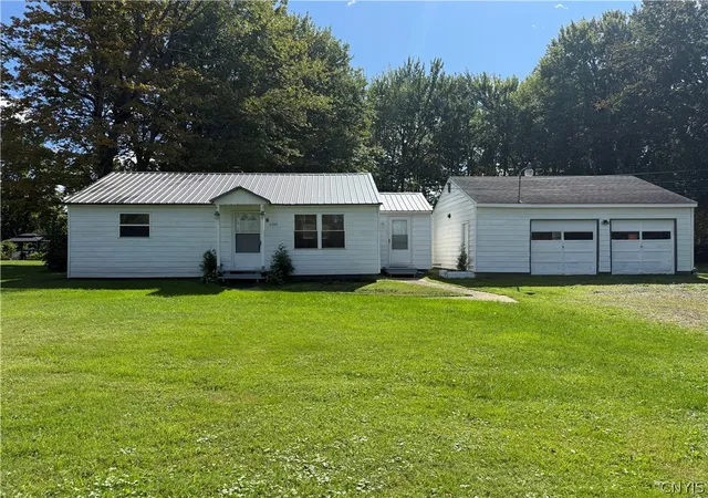 Photo 2 of Single family home for sale at 6747 Sutliff Rd, Rome, NY 13440 | MLS# S1702750 | Listing updated on 2026-09-15