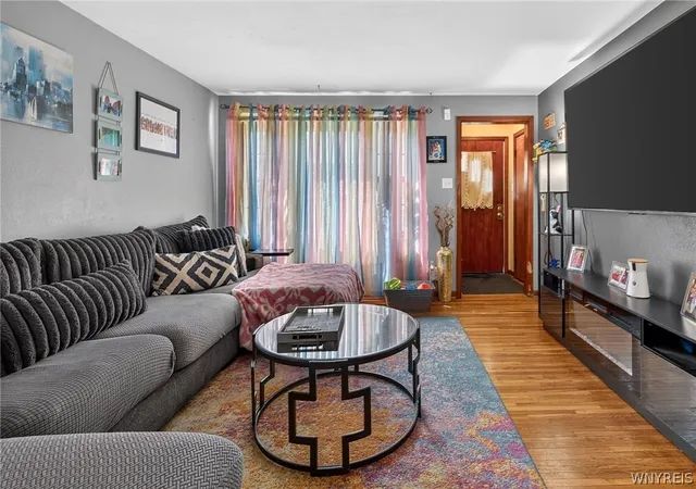 Photo 3 of Sale Pending at 2482 Forest Ave, Niagara Falls, NY 14301 | MLS# B1702549 | Listing updated on 2026-08-19