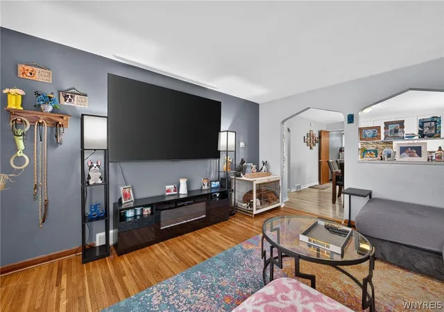Photo 3 of Sale Pending at 2482 Forest Ave, Niagara Falls, NY 14301 | MLS# B1702549 | Listing updated on 2026-08-19