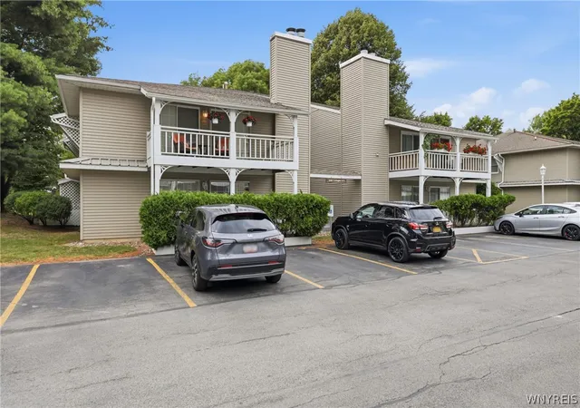 Photo 2 of Sale Pending at 1240 Youngs Rd #G, Buffalo, NY 14221 | MLS# B1702757 | Listing updated on 2026-08-31