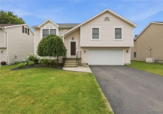 Photo 1 of Sale Pending at 76 Doehaven Cir, Depew, NY 14043 | MLS# B1700288 | Listing updated on 2026-08-20