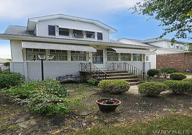 Photo 3 of Sale Pending at 305 Norwalk Ave, Buffalo, NY 14216 | MLS# B1702678 | Listing updated on 2026-08-18
