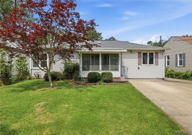 Photo 1 of Sale Pending at 500 E Stenzil St, North Tonawanda, NY 14120 | MLS# B1702814 | Listing updated on 2026-08-18
