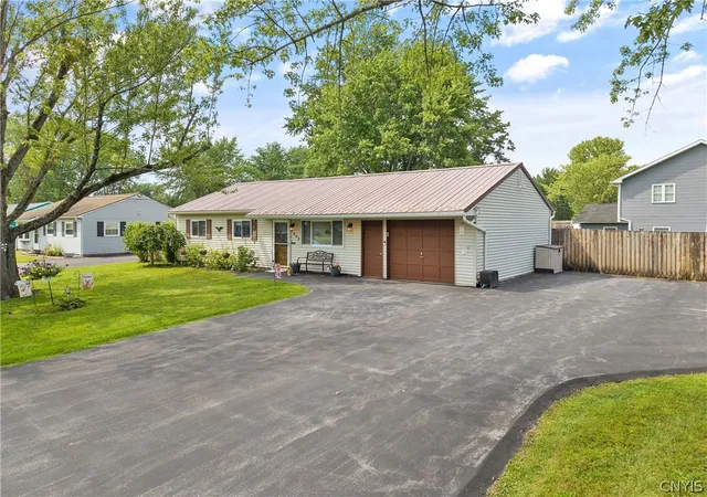 Photo 2 of Sale Pending at 7903 Eisenhower Blvd, Bridgeport, NY 13030 | MLS# S1698631 | Listing updated on 2026-09-02