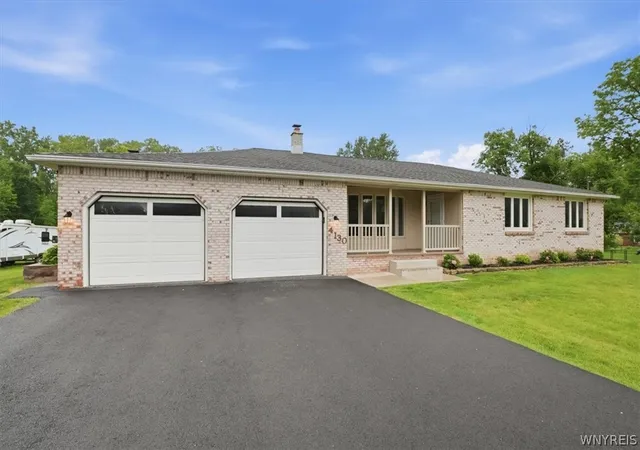 Photo 1 of Sale Pending at 4130 Ransom Rd, Clarence, NY 14031 | MLS# B1702028 | Listing updated on 2026-08-06