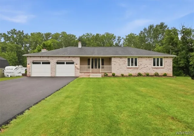 Photo 2 of Sale Pending at 4130 Ransom Rd, Clarence, NY 14031 | MLS# B1702028 | Listing updated on 2026-08-06
