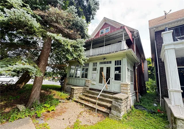 Photo 2 of Multi family home for sale at 635 13th Street, Niagara Falls, NY 14301 | MLS# B1702199 | Listing updated on 2026-09-15