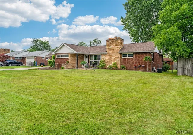 Photo 2 of Sale Pending at 75 Morgan Pkwy, Buffalo, NY 14221 | MLS# B1701498 | Listing updated on 2026-08-05