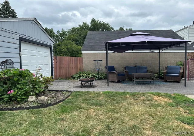 Photo 3 of Sale Pending at 10 Orchard Pl, Lackawanna, NY 14218 | MLS# B1702778 | Listing updated on 2026-08-27