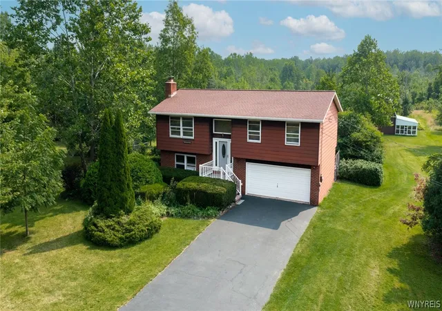 Photo 1 of Sale Pending at 3201 Palmer Rd, Ransomville, NY 14131 | MLS# B1702080 | Listing updated on 2026-08-04