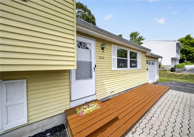 Photo 2 of Sale Pending at 8309 Pansy Dr, Baldwinsville, NY 13027 | MLS# S1702708 | Listing updated on 2026-08-07