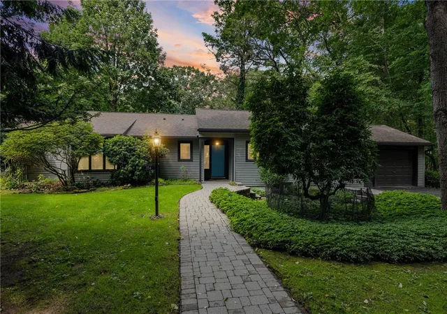 Photo 2 of Sale Pending at 354 Oakridge Dr, Rochester, NY 14617 | MLS# R1692593 | Listing updated on 2026-09-04
