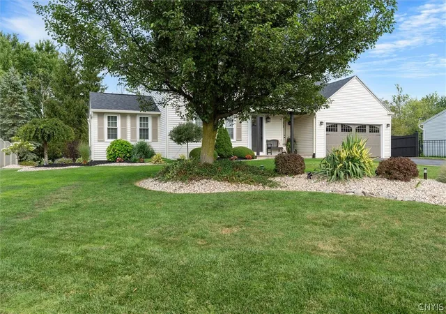 Photo 3 of Sale Pending at 8526 Dory Crse, Cicero, NY 13039 | MLS# S1702675 | Listing updated on 2026-09-09