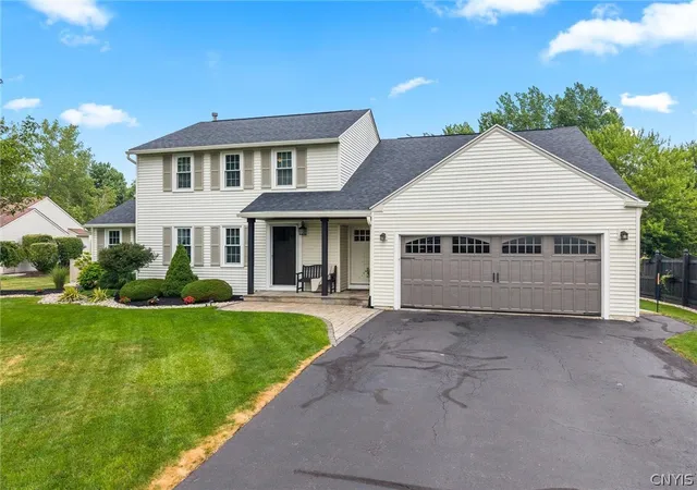Photo 3 of Sale Pending at 8526 Dory Crse, Cicero, NY 13039 | MLS# S1702675 | Listing updated on 2026-09-09