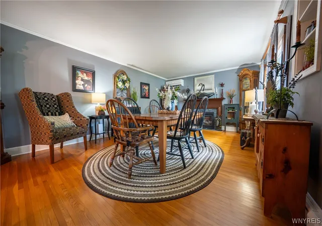 Photo 4 of Sale Pending at 945 Mineral Springs Rd, Buffalo, NY 14224 | MLS# B1702836 | Listing updated on 2026-08-14