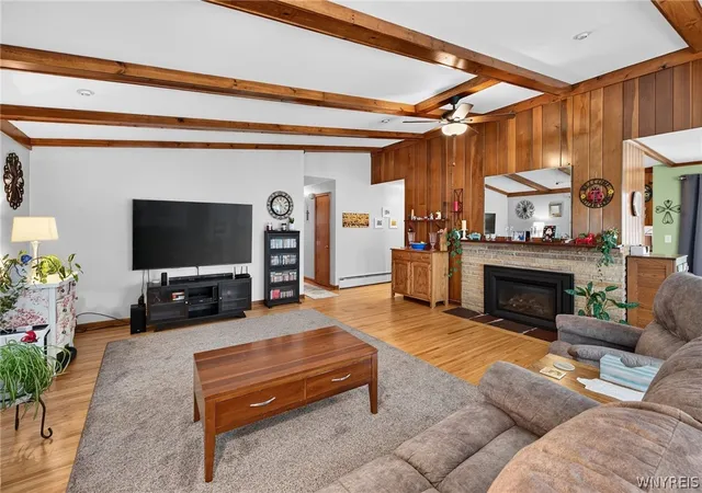Photo 4 of Sale Pending at 4497 Gentwood Dr, Buffalo, NY 14221 | MLS# B1702936 | Listing updated on 2026-08-08