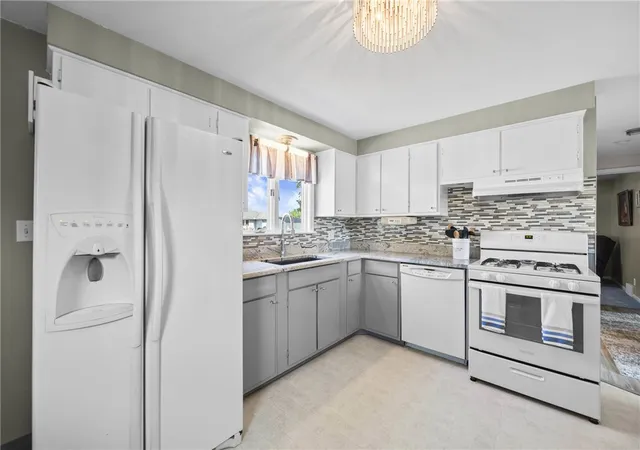 Photo 3 of Sale Pending at 66 Green Ter, Depew, NY 14043 | MLS# R1700825 | Listing updated on 2026-09-04