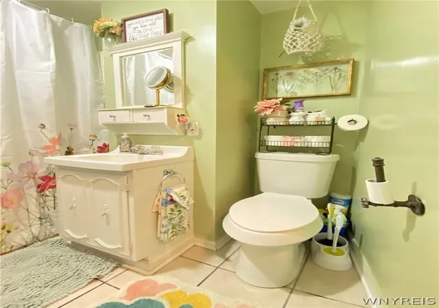Photo 3 of Sale Pending at 558 25th Street, Niagara Falls, NY 14301 | MLS# B1702611 | Listing updated on 2026-09-02