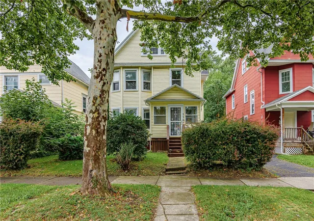 Photo 3 of Sale Pending at 770 Garson Ave, Rochester, NY 14609 | MLS# R1701701 | Listing updated on 2026-08-07