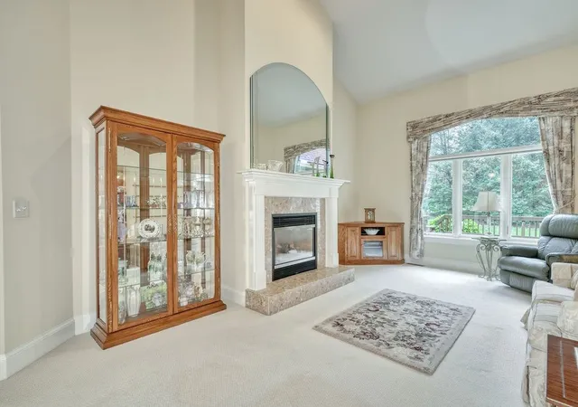 Photo 4 of Sale Pending at 10 Cathedral Oaks, Fairport, NY 14450 | MLS# R1698308 | Listing updated on 2026-09-01