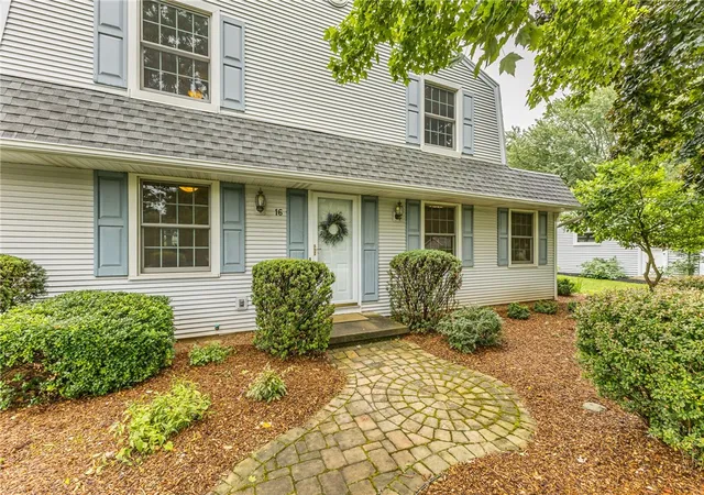 Photo 2 of Sale Pending at 16 S Ridge Trl, Fairport, NY 14450 | MLS# R1695777 | Listing updated on 2026-08-06