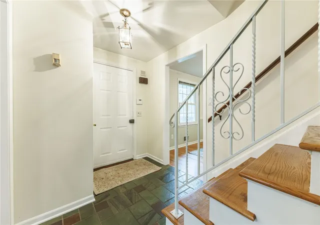 Photo 3 of Sale Pending at 16 S Ridge Trl, Fairport, NY 14450 | MLS# R1695777 | Listing updated on 2026-08-06