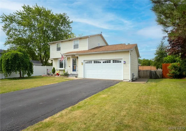 Photo 3 of Sale Pending at 2148 Hobblebush Ln, Lake View, NY 14085 | MLS# B1702329 | Listing updated on 2026-08-08