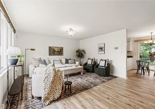 Photo 4 of Sale Pending at 12 Teresa Cir, Rochester, NY 14624 | MLS# R1702087 | Listing updated on 2026-08-05