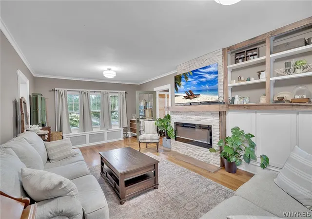 Photo 3 of Single family home for sale at 182 Euclid Ave, Jamestown, NY 14701 | MLS# B1701111 | Listing updated on 2026-09-08