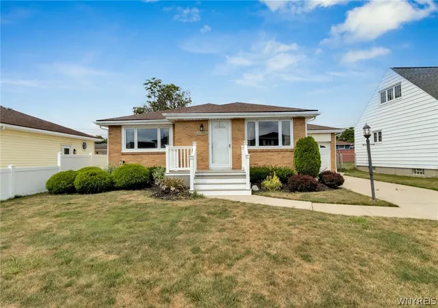Photo 1 of Sale Pending at 178 Temple Dr, Buffalo, NY 14225 | MLS# B1702837 | Listing updated on 2026-08-07
