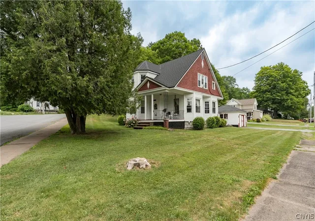 Photo 3 of Single family home for sale at 7085 Mcalpine St, Lyons Falls, NY 13368 | MLS# S1703041 | Listing updated on 2026-09-15