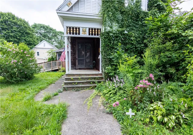 Photo 1 of Sale Pending at 20 Holley St, Lyons, NY 14489 | MLS# R1702849 | Listing updated on 2026-08-06
