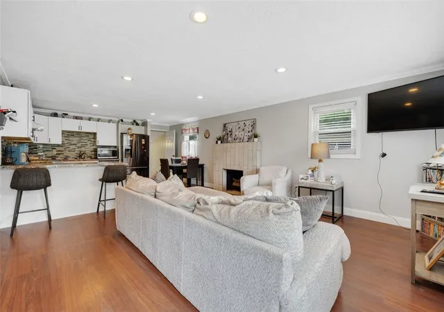 Photo 3 of Single family home for sale at 1166 Bay Rd, Webster, NY 14580 | MLS# R1702967 | Listing updated on 2026-09-01
