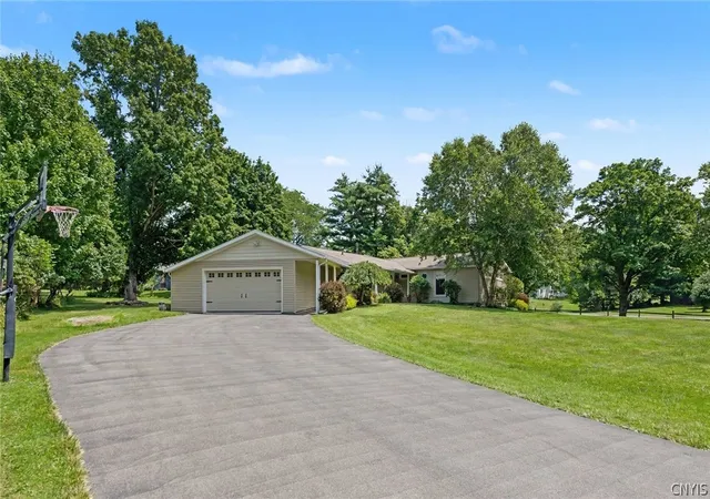 Photo 2 of Sale Pending at 4566 Whetstone Rd, Manlius, NY 13104 | MLS# S1700399 | Listing updated on 2026-08-30