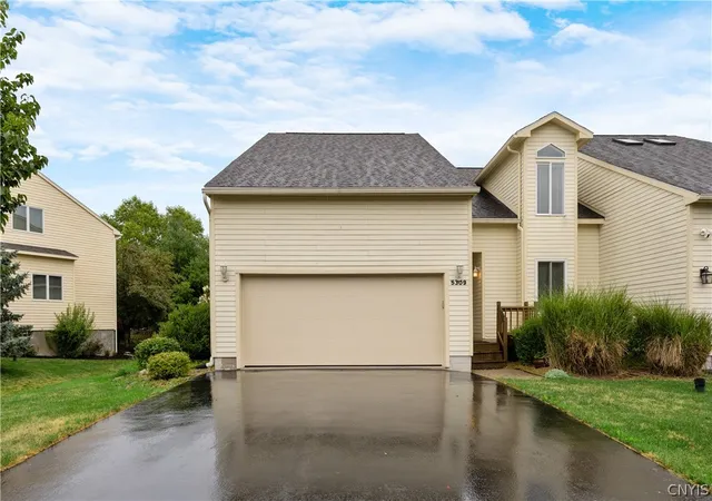 Photo 2 of Condo for sale at 5309 Bunker Hl, Syracuse, NY 13207 | MLS# S1703138 | Listing updated on 2026-09-05