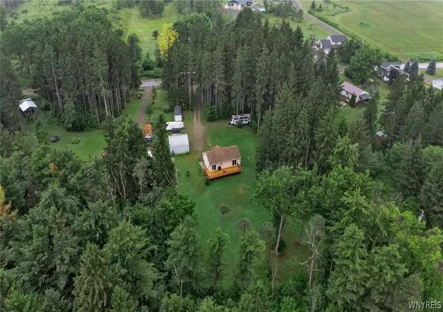 Photo 3 of Sale Pending at 10849 Warner Gulf Rd, Chaffee, NY 14030 | MLS# B1702539 | Listing updated on 2026-08-10