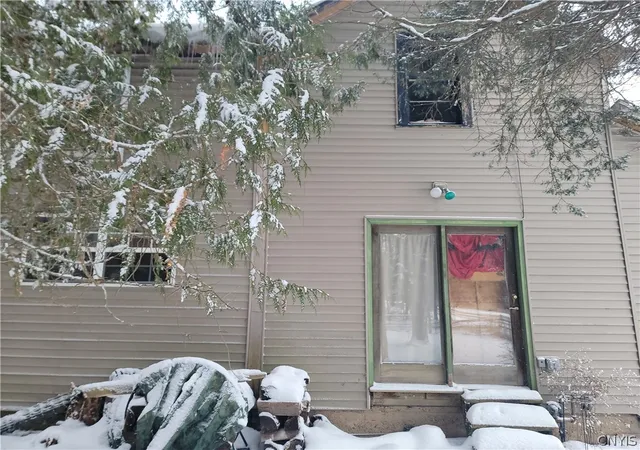 Photo 2 of Sale Pending at 6657 E Taft Rd, East Syracuse, NY 13057 | MLS# S1703139 | Listing updated on 2026-09-05