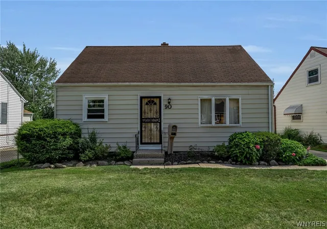 Photo 2 of Sale Pending at 90 Nicholas Dr N, Tonawanda, NY 14150 | MLS# B1702997 | Listing updated on 2026-08-16