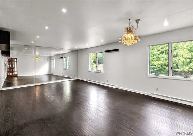 Photo 3 of Sale Pending at 16 Newgate Rd, Buffalo, NY 14226 | MLS# B1701294 | Listing updated on 2026-08-11