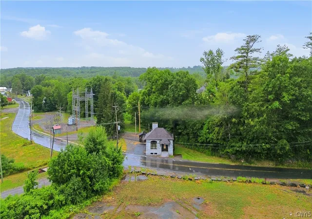 Photo 3 of Single family home for sale at 3953 Franklin St, Lyons Falls, NY 13368 | MLS# S1703162 | Listing updated on 2026-08-29