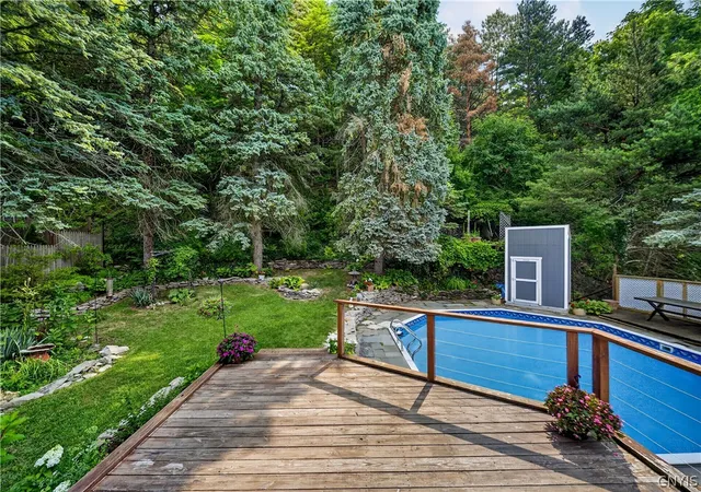 Photo 3 of Sale Pending at 112 Mansfield Dr, Camillus, NY 13031 | MLS# S1702573 | Listing updated on 2026-08-22