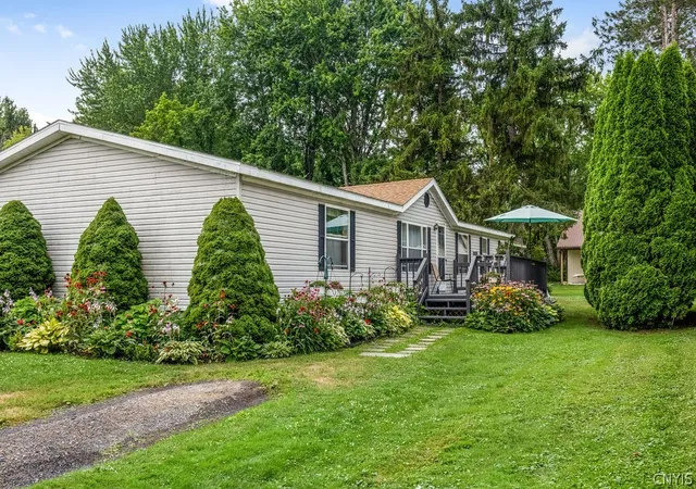 Photo 1 of Sale Pending at 1290 Tyler Rd, Bridgeport, NY 13030 | MLS# S1702914 | Listing updated on 2026-08-07