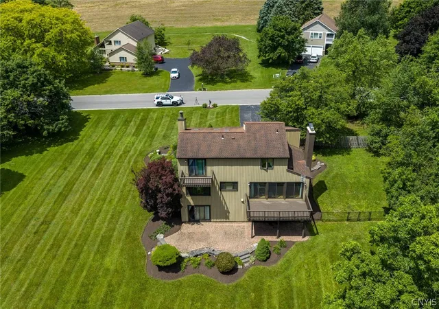 Photo 3 of Sale Pending at 4390 Belleflower Cir, Syracuse, NY 13215 | MLS# S1702518 | Listing updated on 2026-08-31