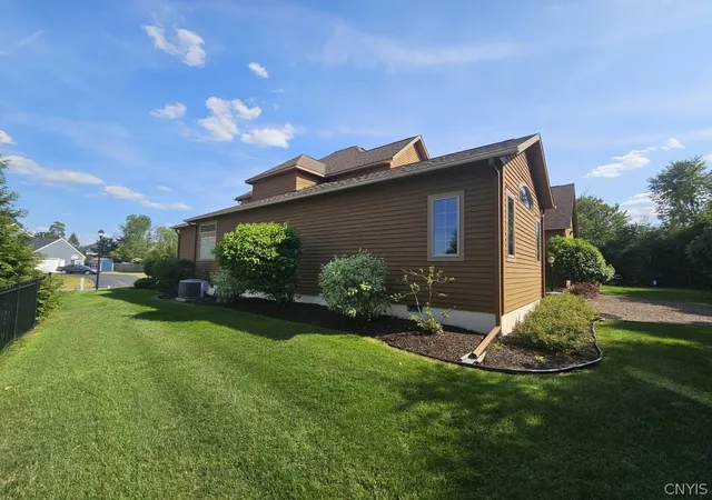 Photo 3 of Single family home for sale at 7705 Foxtail Pines, Liverpool, NY 13090 | MLS# S1703187 | Listing updated on 2026-09-15