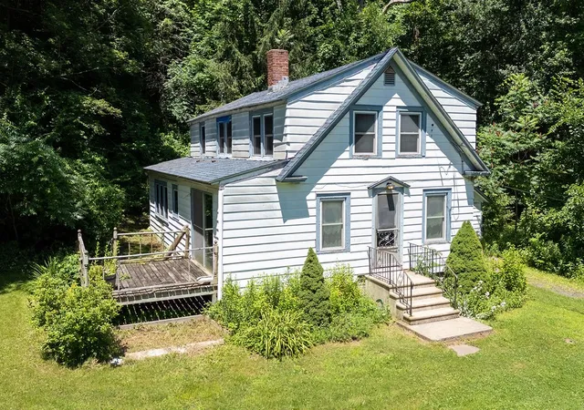 Photo 2 of Single family home for sale at 35441 State Hwy 10, Hamden, NY 13782 | MLS# R1703323 | Listing updated on 2026-09-06